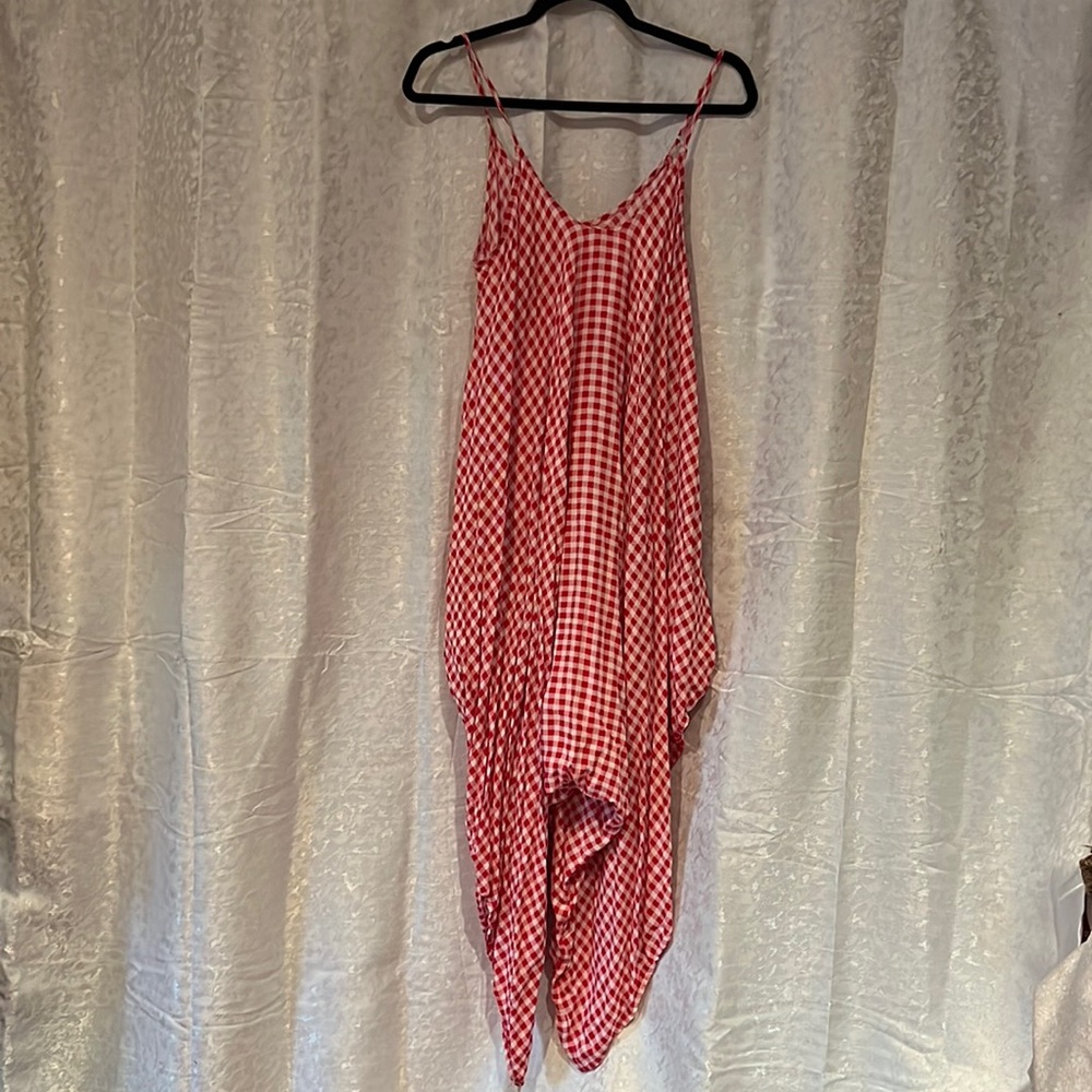 Red and white checkered jumper